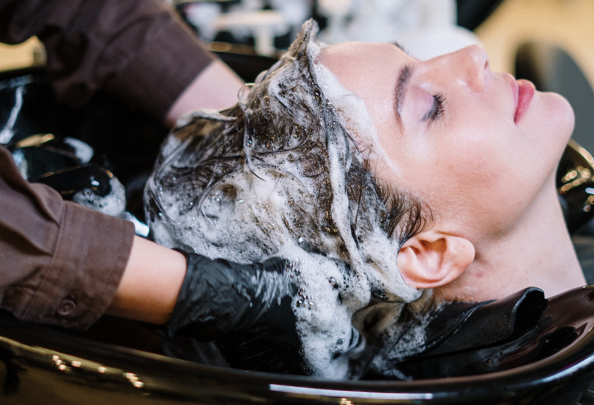 How To Wash Someone S Hair In A Chair